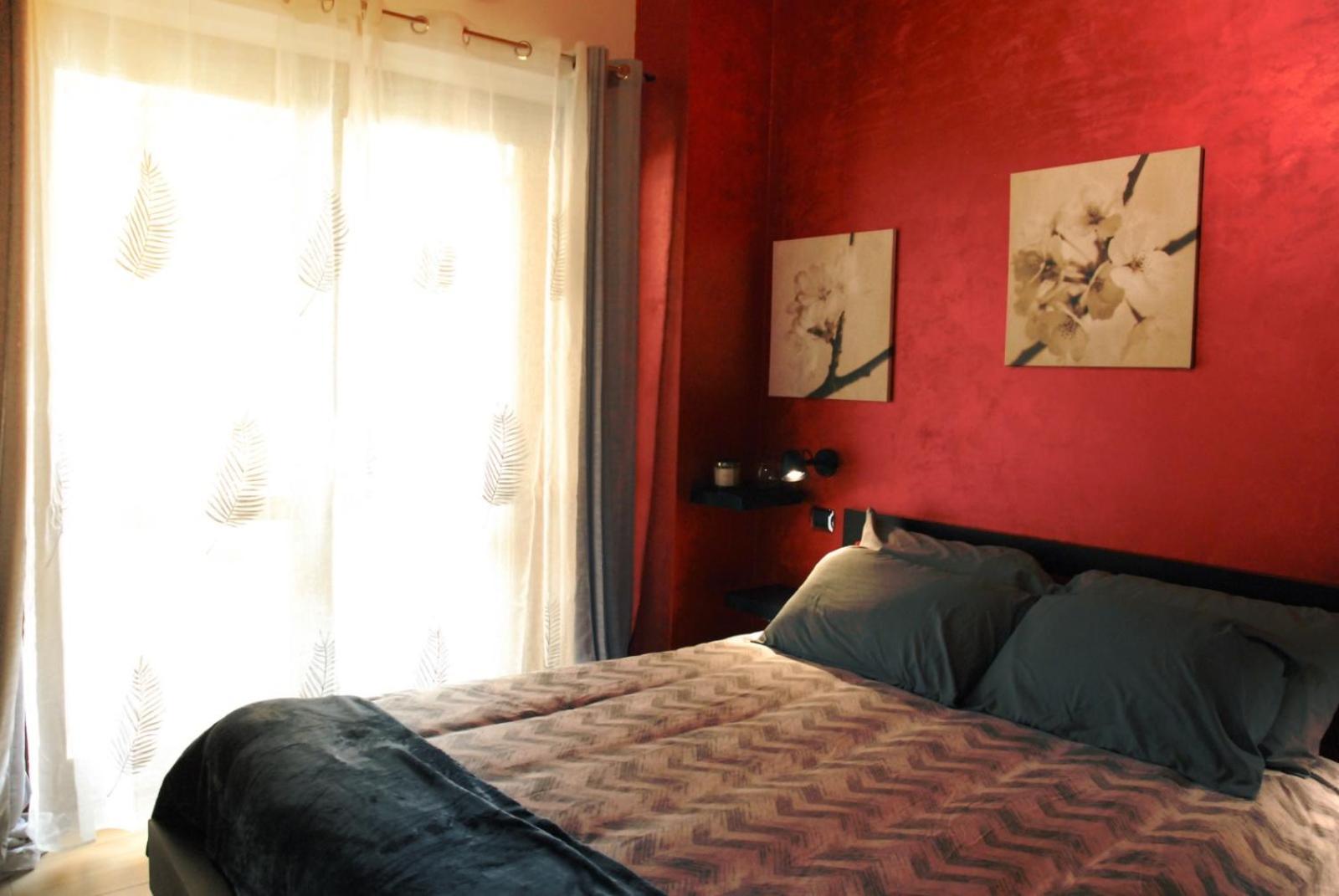 Publiohouse23 Hotel Сулмона Екстериор снимка