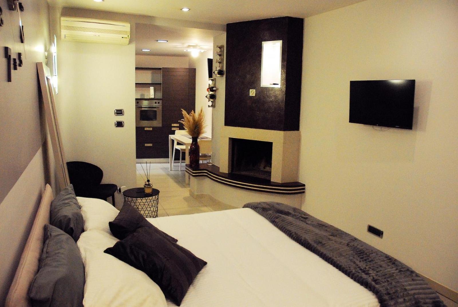 Publiohouse23 Hotel Сулмона Екстериор снимка