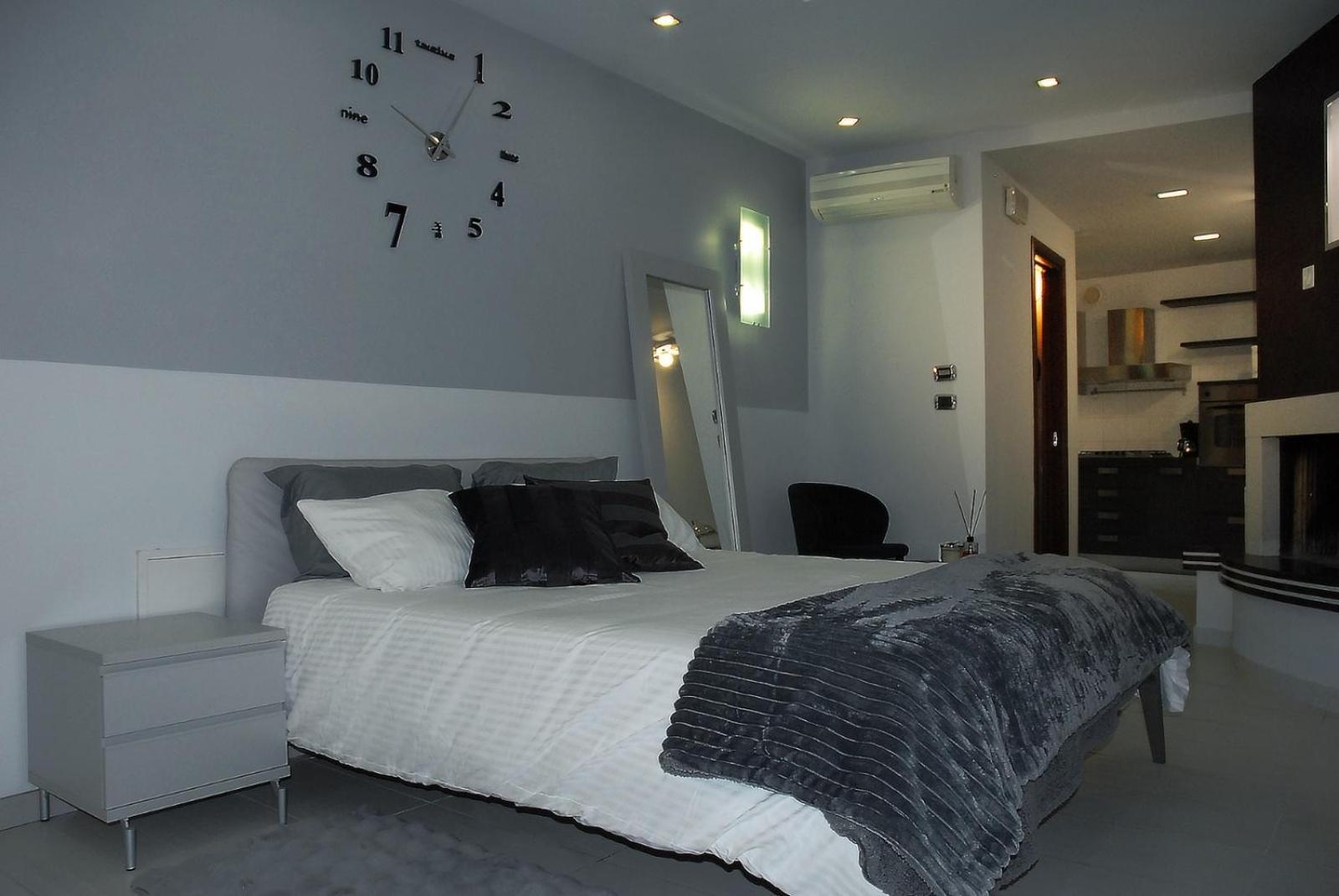 Publiohouse23 Hotel Сулмона Екстериор снимка